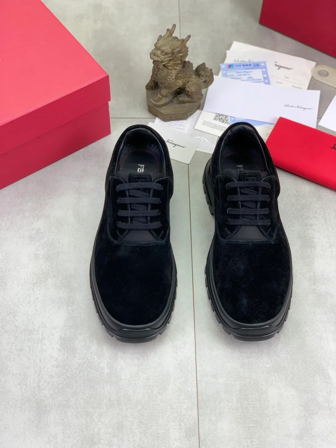 Men's men's shoes💰P640💰【New style】High quality water-dyed cowhide 🆘【Salvatore Ferragamo】Ferragamo's latest casual business leather shoes for men! Listed simultaneously! The fabric is made of specially imported original calfskin, and the interior is made of imported water-dyed cowhide. It is absolutely luxurious and leads the fashion trend. High-end foam outsole, matching sizes: 38-44 (45 and 46 can be customized) 4️⃣ colors available